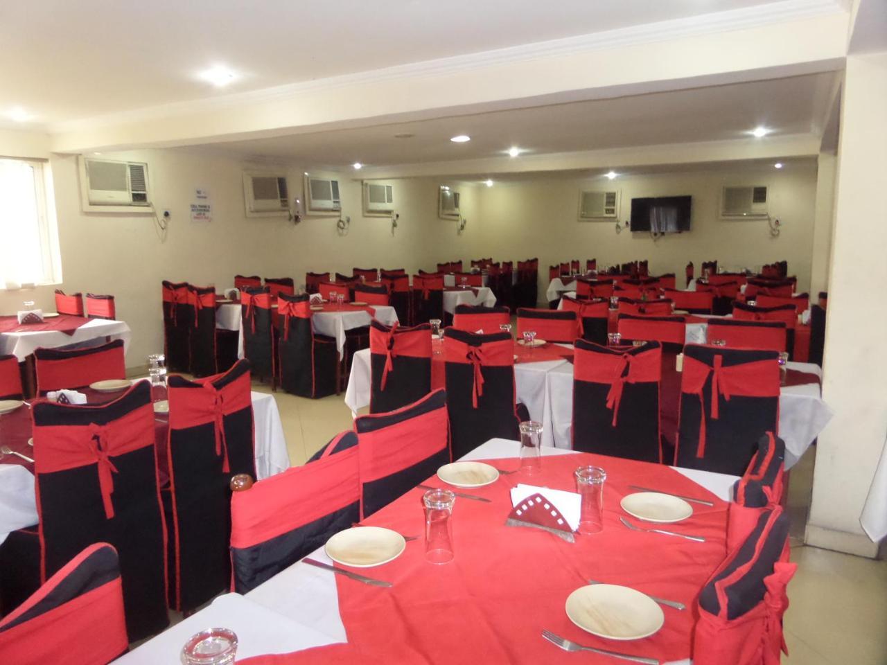 Hotel Newcastle Lagos Ngoại thất bức ảnh